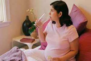 برداشتن وسایل سنگین در دوران بارداری , برداشتن بار سنگین در بارداری مضر است نی نی سایت , بلند کردن بار سنگین در بارداری ماه 7 
