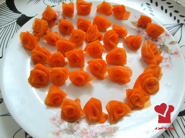 مربای هویج به شکل گل رز 