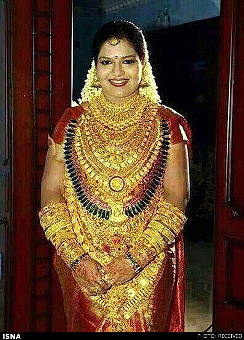 لباس 2.5 میلیاردی عروس هندی (+عکس)