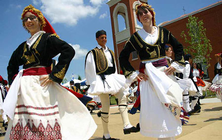 آداب و رسوم, آداب و رسوم مردم یونان, فرهنگ زندگی