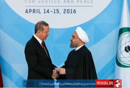 فیلم دست دادن روحانی و اردوغان 