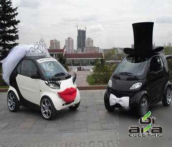 ماشین های شیک عروس با گل رز , عکس تزیین ماشین عروس با بادکنک 