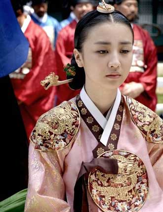 ملکه اینهیون در سریال دونگ یی 