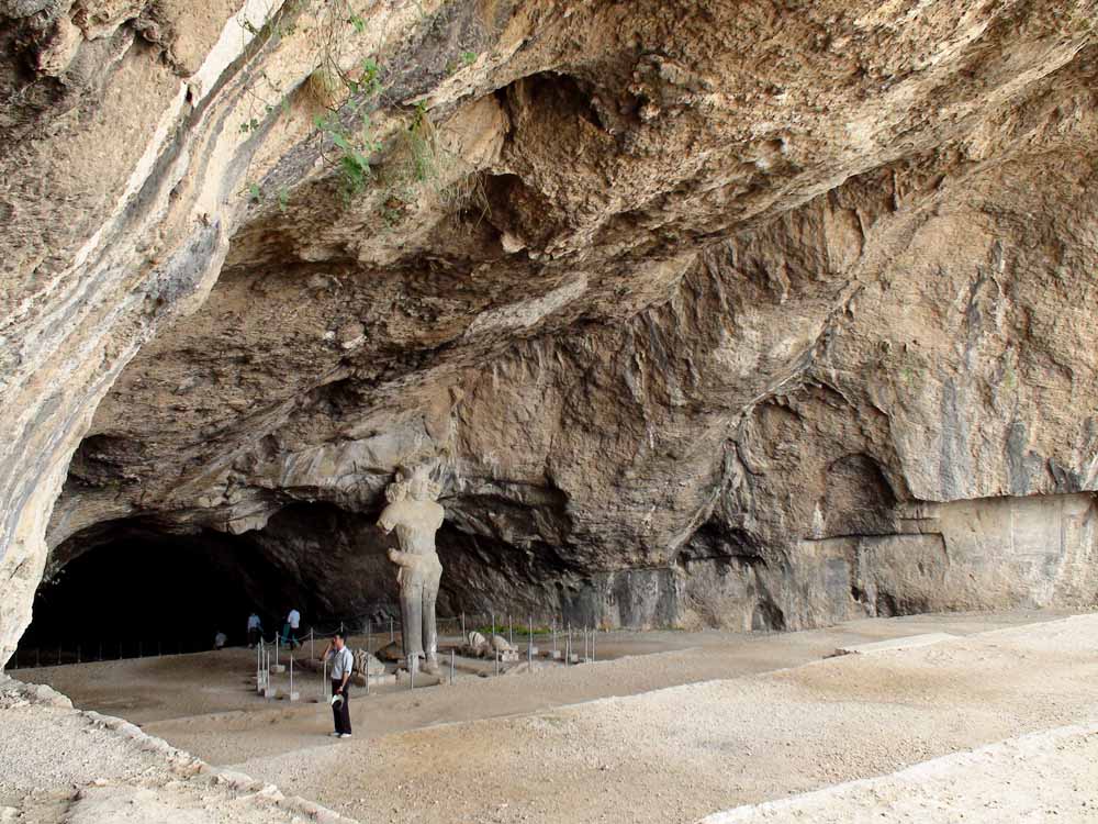 غار شاهپور