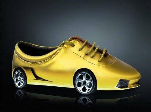 عکس: عجیب ترین و جالبترین کفش های دنیا