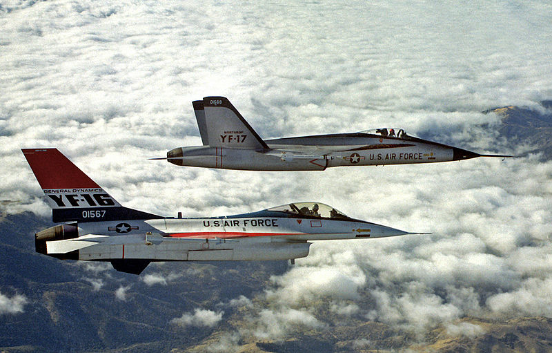 File:YF-16 and YF-17 in flight 2.jpg