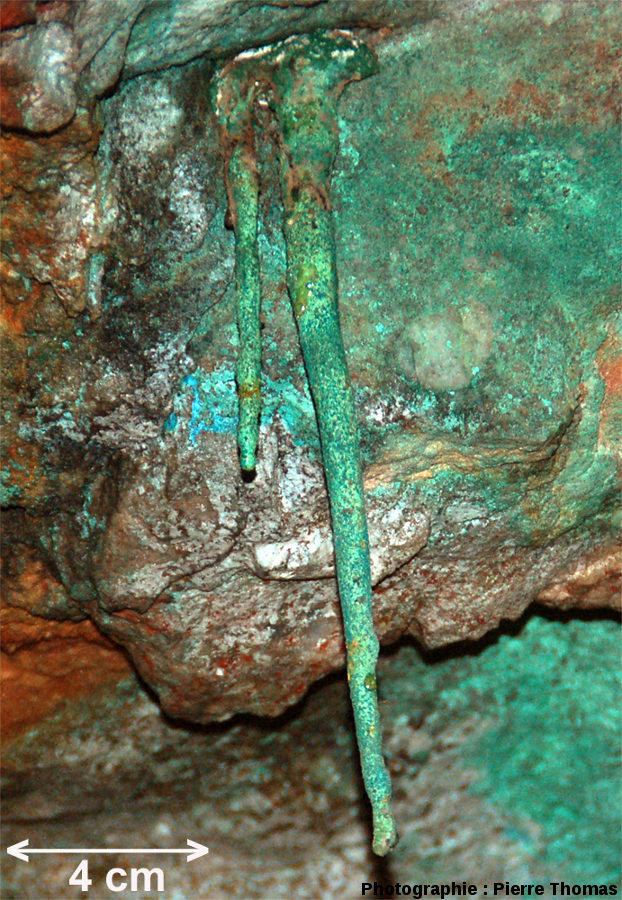 353-stalactite-malachite-azurite-Pradet-