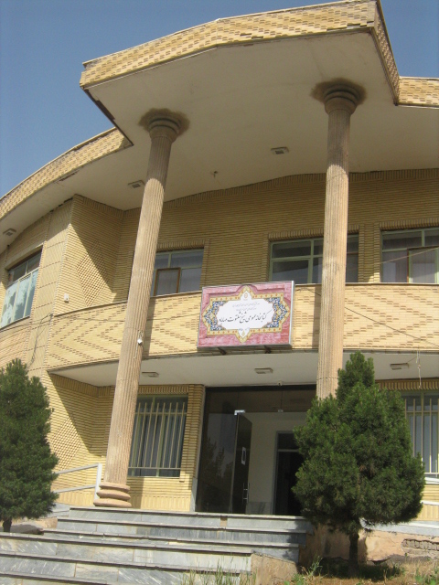 عضویت نیم بها در کتابخانه های عمومی شهرستان مهاباد از اول تا چهاردهم مهر 1392