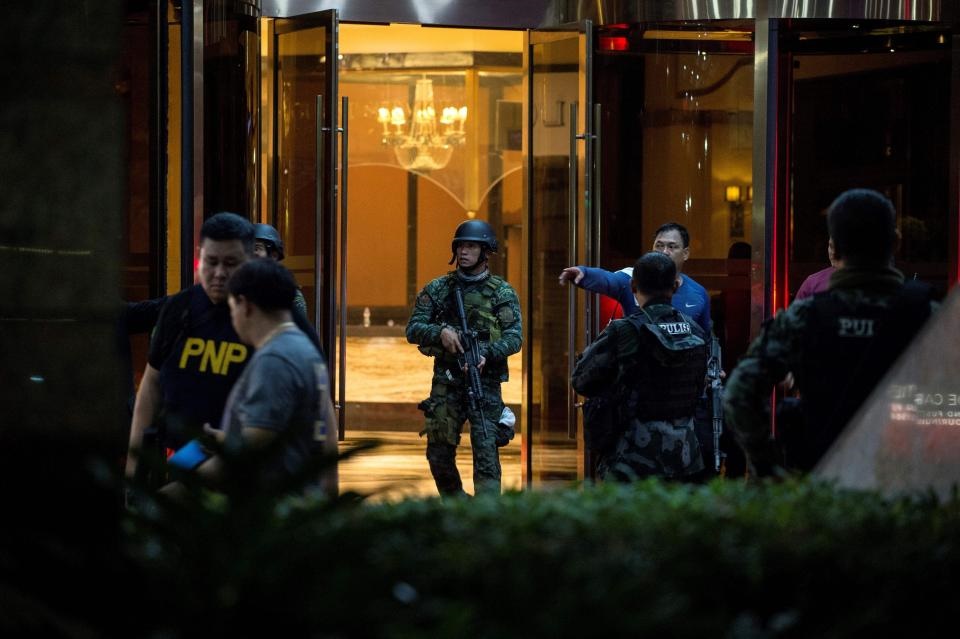 تصاویر حمله مسلحانه به هتلی در فیلیپین