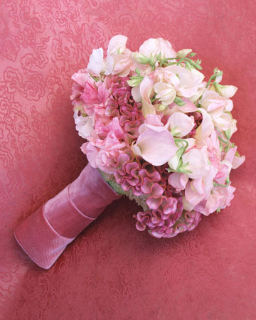 دسته گل عروس رز ایرانی 