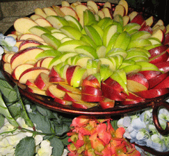 تزئین سیب به شکل گل رز