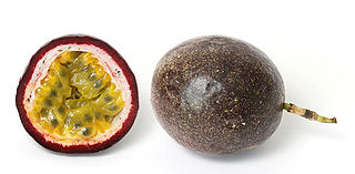 320px-Passionfruit_and_cross_section.jpg
