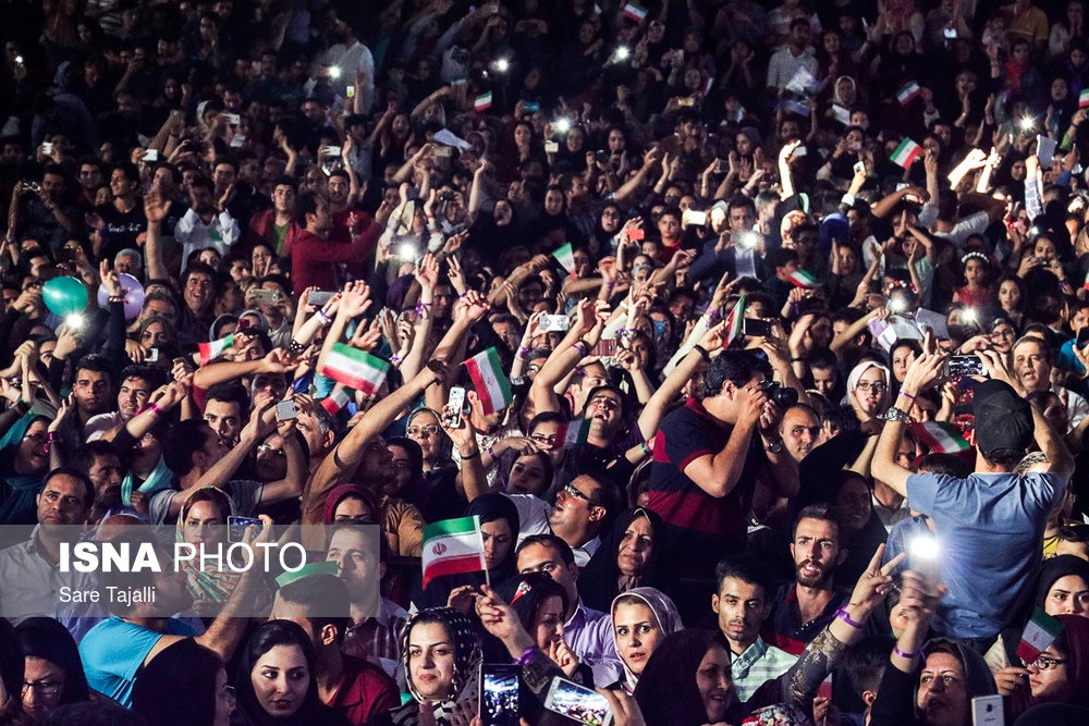 چهره‌های حاضر در جشن پیروزی روحانی