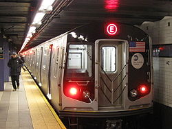 250px-NYC_Subway_R160A_9237_on_the_E.jpg