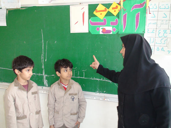 اداره کل آموزش و پرورش استان خوزستان معلمان حق التدریسی و نهضتی شوش و شاوور را دریابند.  