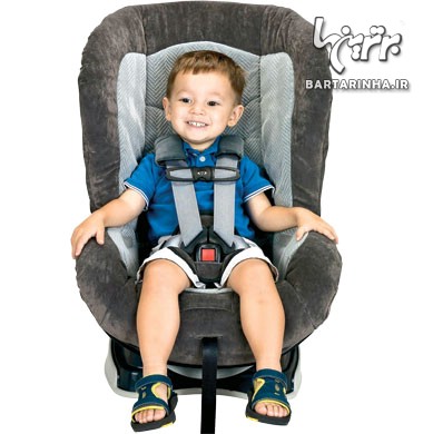 روش های نشاندن کودک در صندلی پشت 