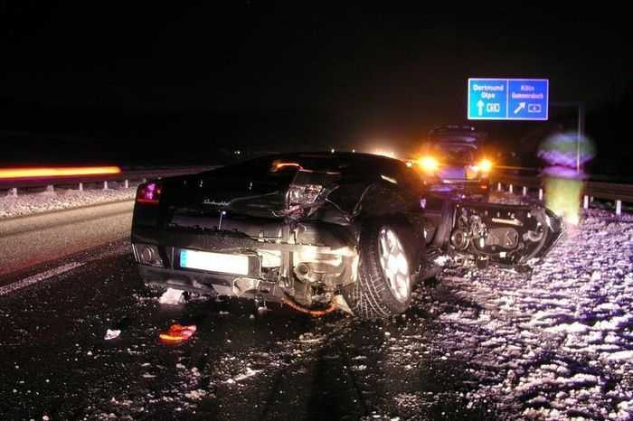عکس هایی از صحنه های تصادف سوپر خودروها - آکا