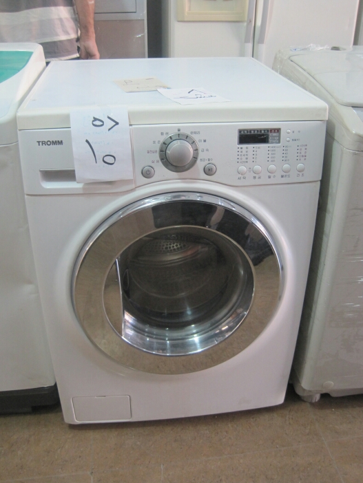 ماشین لباسشویی تمیز نو اصل ژاپنی