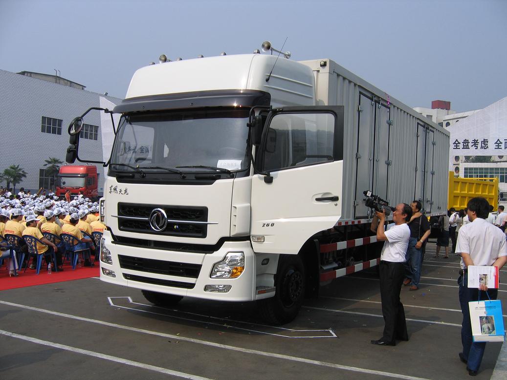 قرائت گزارش شکایت خریداران کامیون دانگ فنگ از سایپا دیزل