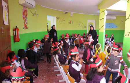 photos of kids playing in the kindergarten7 تصاویری از بازی کردن بچه ها در مهد کودک