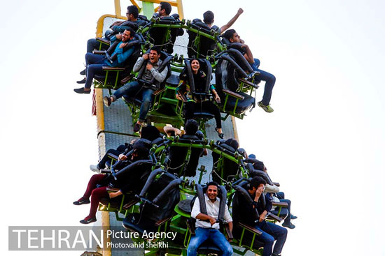 ,عکس: هیجان در پارک ارم تهران هیجان,تهران,پارک ارم,دیدنی های امروز دیدنی های روزانه