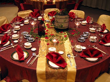 تزئینات و تزئین میز ولنتاین یا سالگرد ازدواج