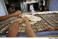 انتقاد رئیس اتحادیه اصفهان از شهرداری بخاطر بردن میز توری نانوائیها