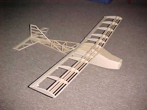 نقشه ساخت هواپیمای مدل(کنترل از راه دور)