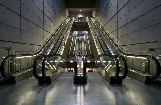 1024px-Copenhagen-Metro-escalators-jpg_1