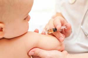 نوزادانی که واکسن میزنند را چطوری ارام کنیم 