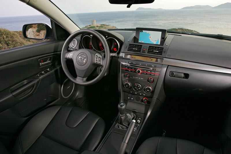 Mazda%203%2012.jpg