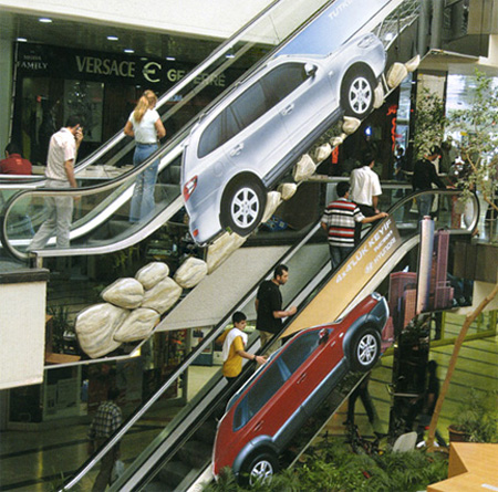 Hyundai Escalator Advertisement