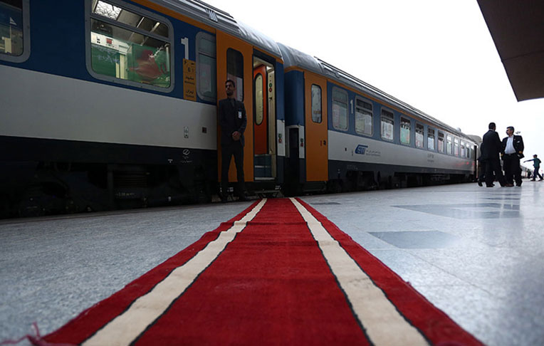 قطار 5ستاره تهران - مشهد
