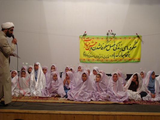 مراسم جشن تکلیف دختران مدارس شهر گوراب زرمیخ
