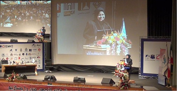 فریبا علومی یزدی بانوی سخن ایران