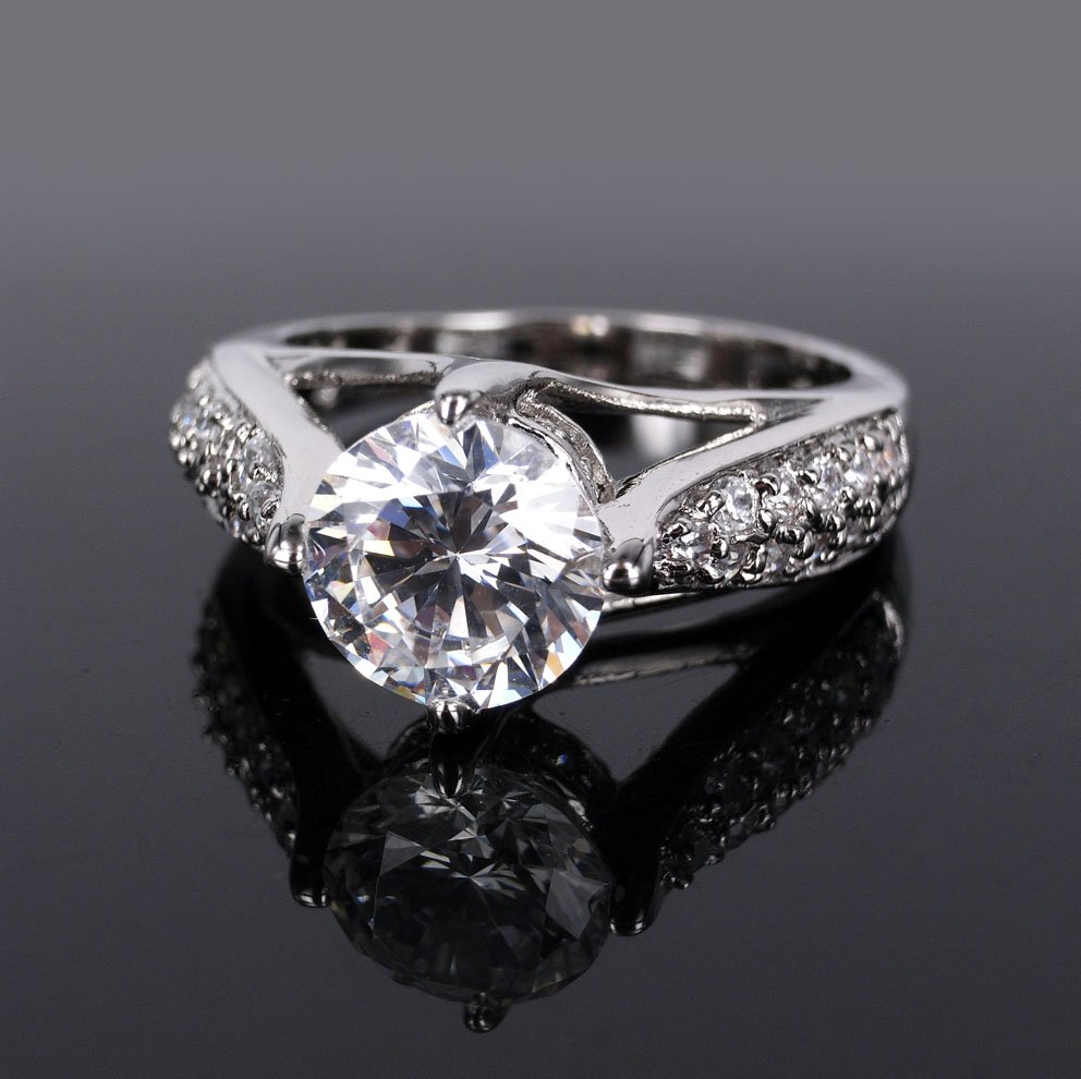simulated_diamond_18K_gold_plated_ring.j
