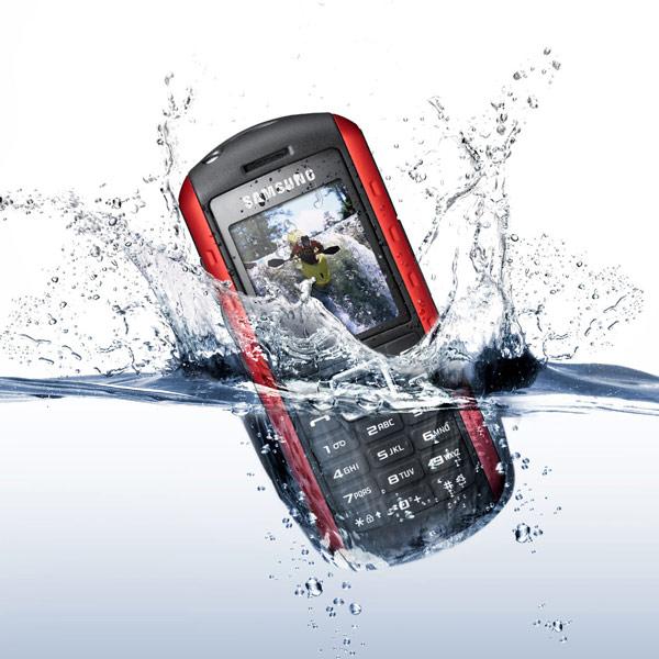 Samsung_Solid_B2100_Mobile_Phone_Inside_