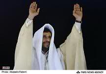 احمدي نژاد لباس عربي