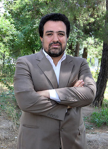 بیوگرافی حسینی بای , حسینی بای , حسینی بای خبرنگار 