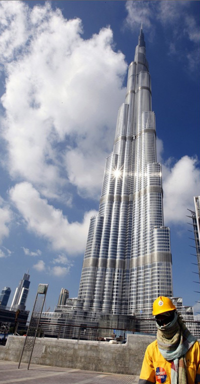 افتتاح بلندترین ساختمان جهان + عکس
