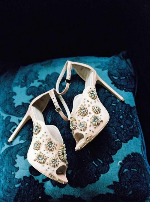 aristocratic-chic-high-heeled-shoes-of-various-chamber-nazdoone.com (11)