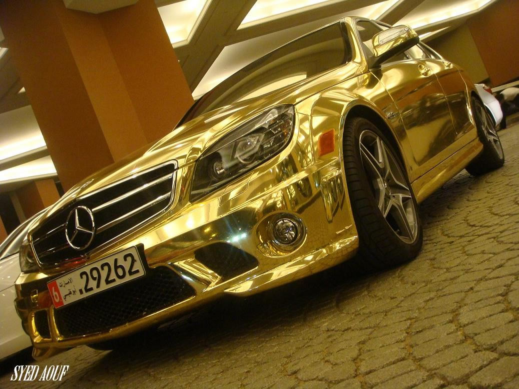 23_Chrome_Gold_Mercedes_Benz_C63_AMG_1.j