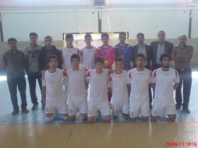تیم فوتسال دانشکده فنی و حرفه ای پسران کردکوی قهرمان شد.