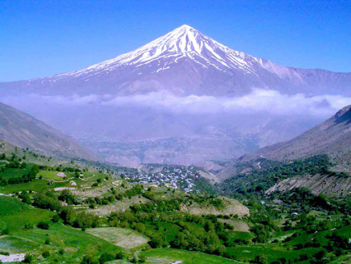 جانبازان بوشهری قله دماوند را فتح می کنند