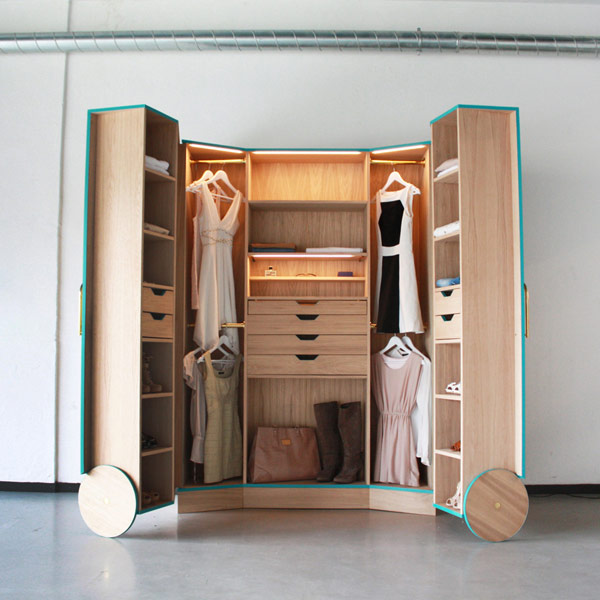 walk in closet 3 Cleverly Designed Walk in Closet Showcasing Practicability and Style