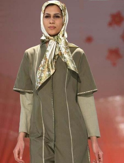 99b426fd1e81d19fce71f9b52cfd335e3 برگزاری شو لباس زنانه در تهران (عکس)