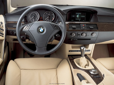 BMW530.jpg