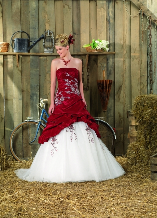 جدیدترین مدلهای لباس عروس2014