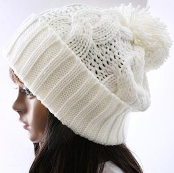 دست زیبا knitted سفید یکنوع عرقچین کوچک کهمحصلین برسر میگذارند کلاه پشمی