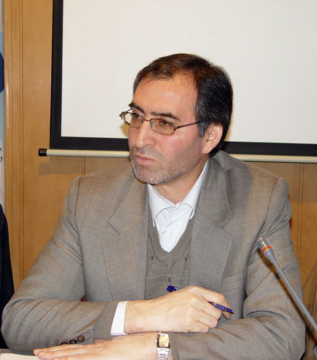 دکتر صادق ملکی آوارسین در نشست بررسی حقوق کودکان در ایران